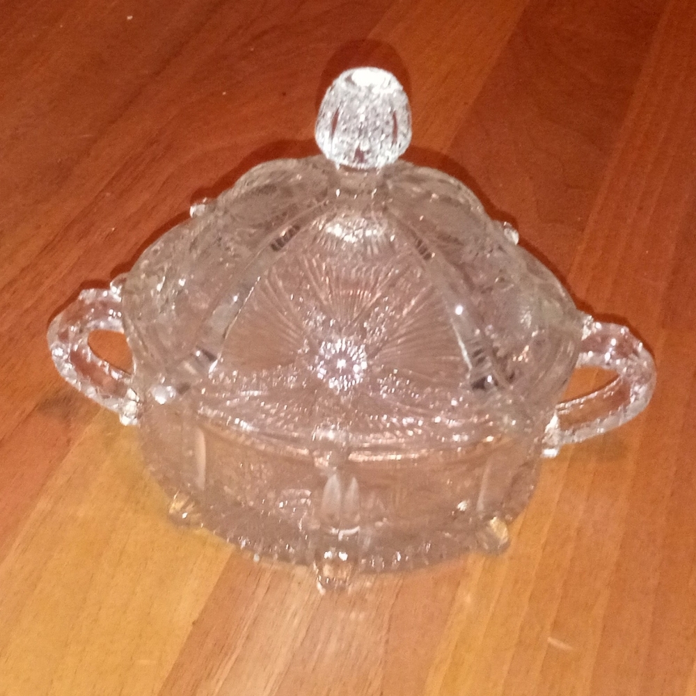 Candy dish